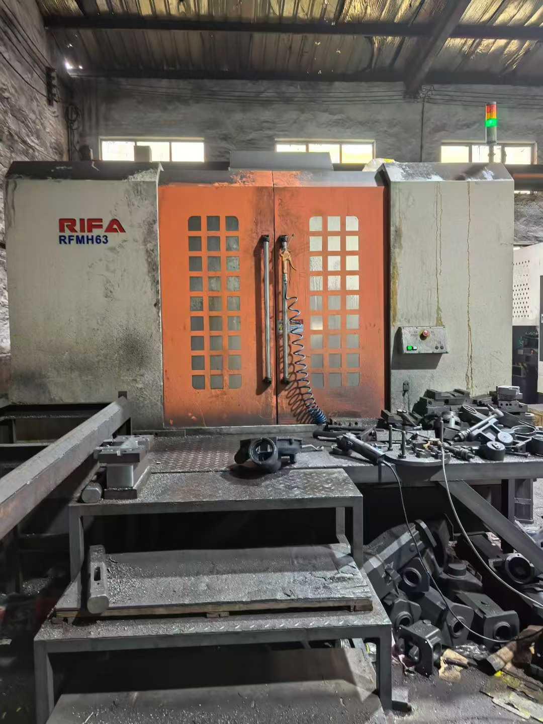 卧式加工中心