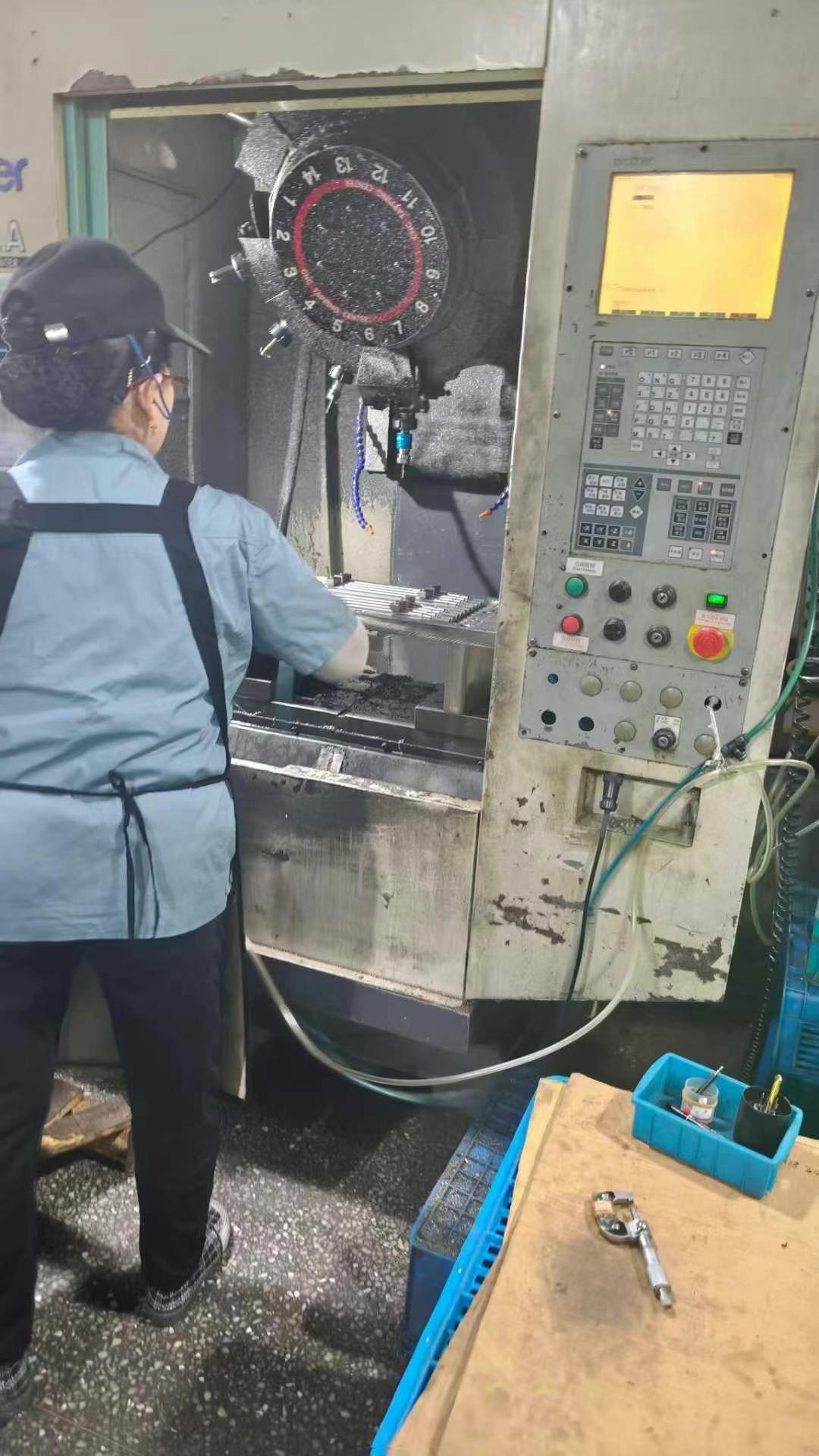 钻攻机