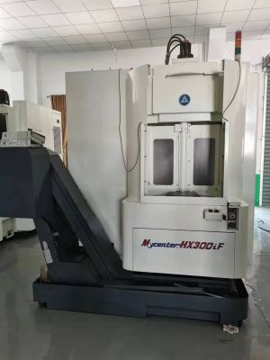 卧式加工中心