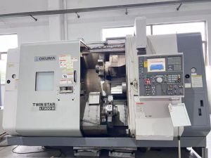 双主轴双刀塔车铣复合中心